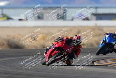 media/Dec-18-2022-SoCal Trackdays (Sun) [[8099a50955]]/Turn 4 (1pm)/